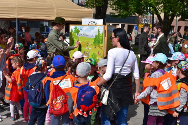 Ilustračn&eacute; foto z Lesn&iacute;ckych dn&iacute; vo Zvolena, na ktor&yacute;ch sa zvykne venovať deťom aj Martina Petrovičov&aacute;