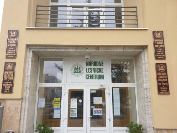 N&aacute;rodn&eacute; lesn&iacute;cke centrum vo Zvolene 