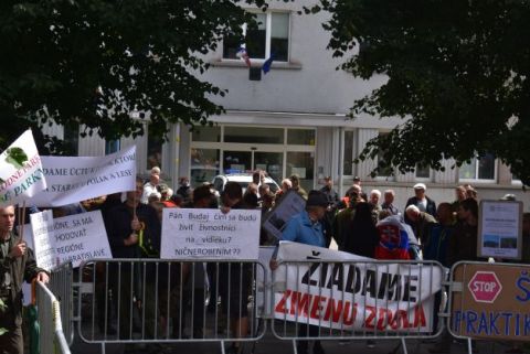 Verejné zhromaždenie vlastníkov a obhospodarovateľov lesov vo Svite