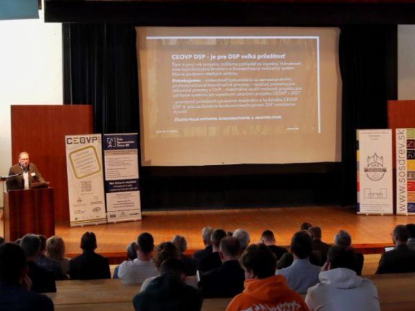 Momentka z konferencie 