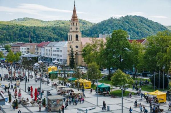 Zvolenčania a zelen&eacute; plochy v ich meste