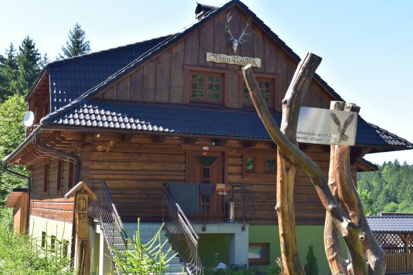 Chata Poľovn&iacute;ckeho spolku Kaňa z Plevn&iacute;ka - Drienov&eacute;