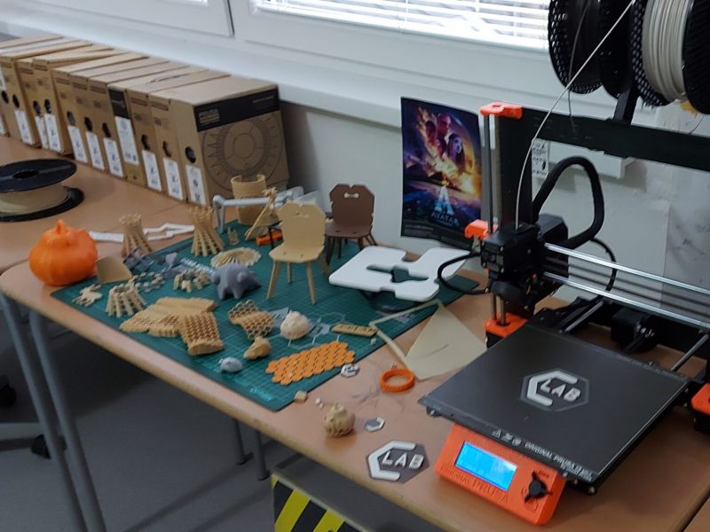 Foto: Stredn&aacute; odborn&aacute; &scaron;kola drev&aacute;rska vo Zvolene 