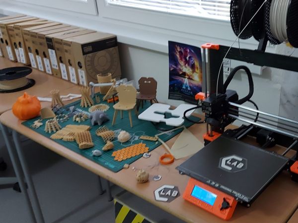 Foto: Stredn&aacute; odborn&aacute; &scaron;kola drev&aacute;rska vo Zvolene 