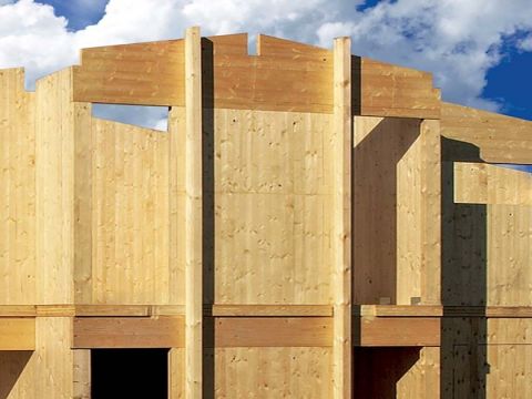 Stavba z CLT panelov 