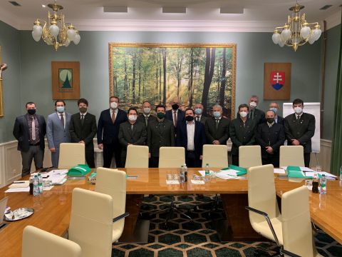 Členovia Dozornej rady a manažmentu š. p. LESY SR,