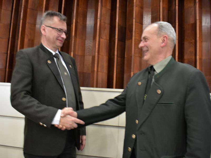 Zľava Ing. Franti&scaron;ek Beli a Ing. J&aacute;n Slivinsk&yacute; na valnom zhromažden&iacute; 