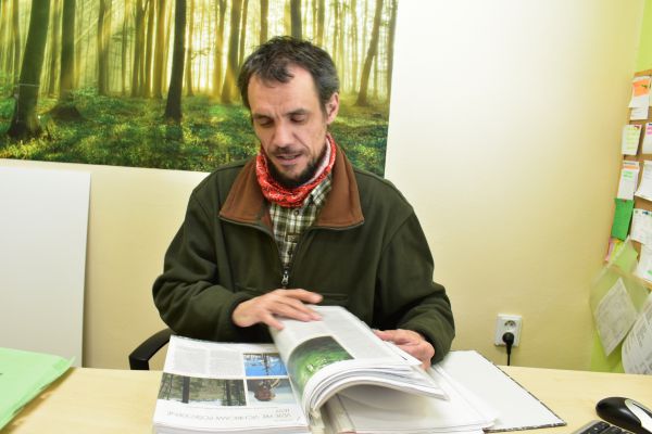 Ing. Kub&iacute;ni si prehľadne archivuje čl&aacute;nky z časopisu LES a Letokruhy