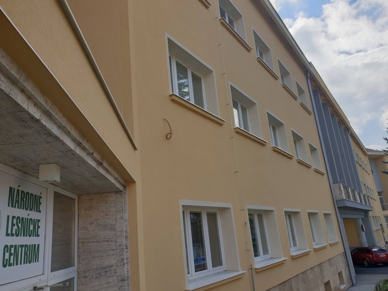 N&aacute;rodn&eacute; lesn&iacute;cke centrum 
