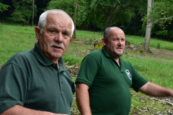 Ing. Juraj Vanko (vľavo) a riaditeľ Spr&aacute;vy CHKO Str&aacute;žovsk&eacute; vrchy Mgr. Karol Pepich