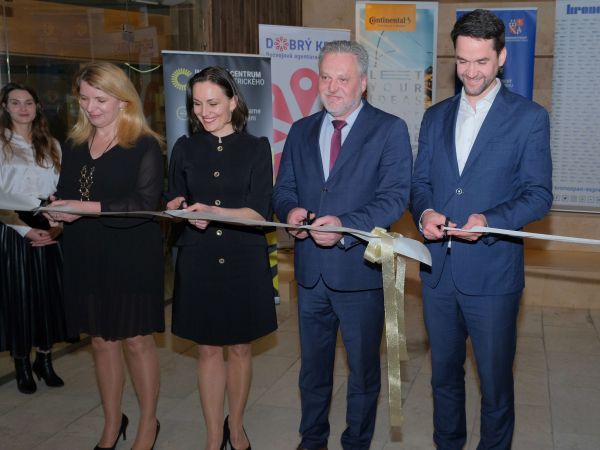 Slávnostné otvorenie Welcome Hubu na Technickej univerzite vo Zvolene 