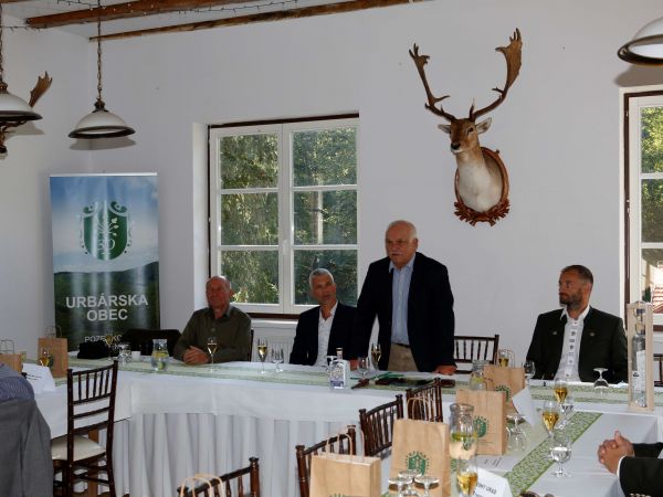 Stretnutie Urbárskej obce Dubnica k významnému jubileu v Antonstáli 