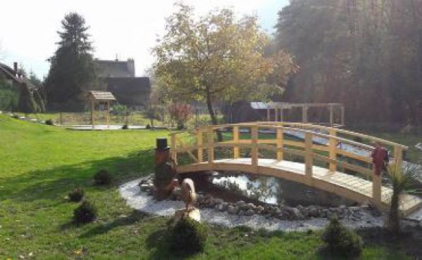 Lesn&yacute; skanzen v Tisovci