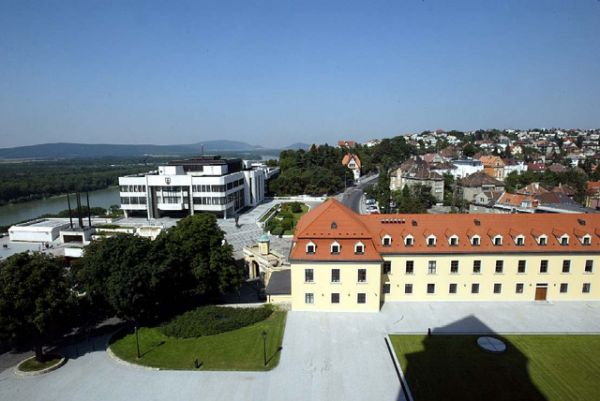 N&aacute;rodn&aacute; rada SR 