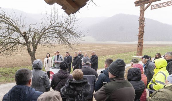 Z&aacute;ber zo včeraj&scaron;ej tlačovej konferencie na Mur&aacute;ni 