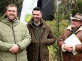 Na otvoreí Dní zeleného lesa zľava štátny tajomník Filip Kuffa, minister pôdohospodárstva a rozvoja vidieka Richard Takáč a predseda ÚNIE regionálnych združení vlastníkov neštátnych lesov Slovenska Milan Ovseník 