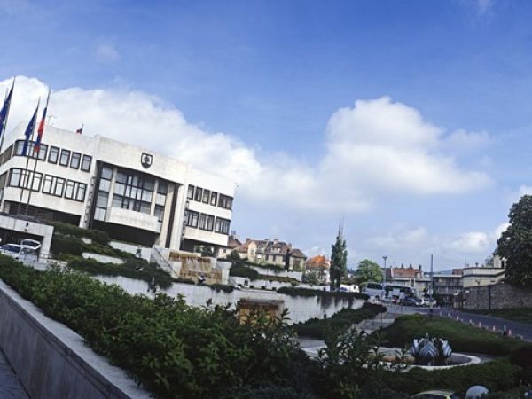 Budova N&aacute;rodnej rady SR 