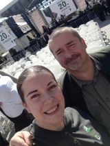 Časť lesn&iacute;ckeho rodu Grellnethovcov. Otec a dc&eacute;ra na oslav&aacute;ch 20. v&yacute;ročia založenia &scaron;. p. LESY SR 