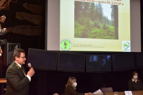 Tento týždeň zorganizovali tlačovú konferenciu aj Štátne lesy TANAP-u po 17-tich rokoch od kalamity v roku 2004