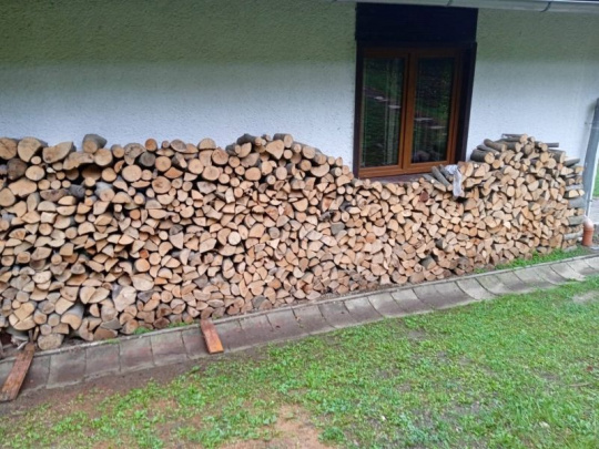 Slovenská lesnícko-drevárska inšpekcia: Žiadosť LPM Ulič o prešetrenie možnej krádeže dreva bola odstúpená polícii. Oznamovateľ protispoločenskej činnosti píše o možných páchateľoch zo Správy Národného parku Poloniny