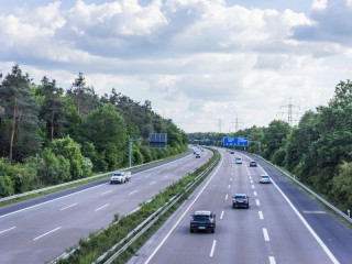 Systém nových emisných povoleniek má byť odložený na rok 2028: Vzťahuje sa na emisie oxidu uhličitého zo spaľovania palív v budovách a v cestnej doprave