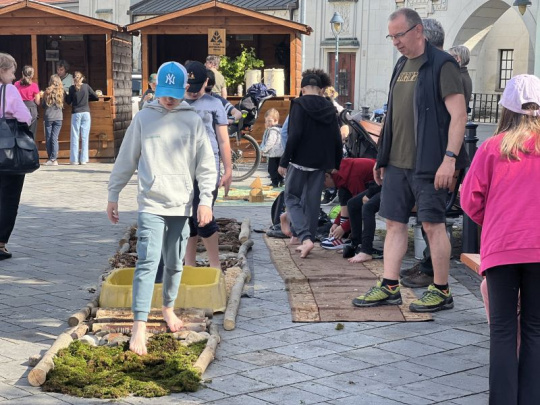 Jubilejný 20. ročník Lesníckych dní začal včera v Trenčíne: Pocitový chodník, skladačky z dreva, výroba odznakov i hodnoty z lesa