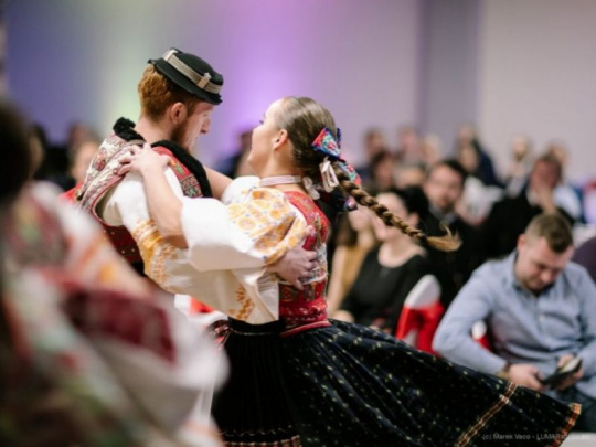 Folklórny súbor Poľana oslavuje 70 rokov činnosti: Jeho kolískou je akademická pôda Lesníckej a drevárskej fakulty, výstavu pripravuje Lesnícke a drevárske múzeum